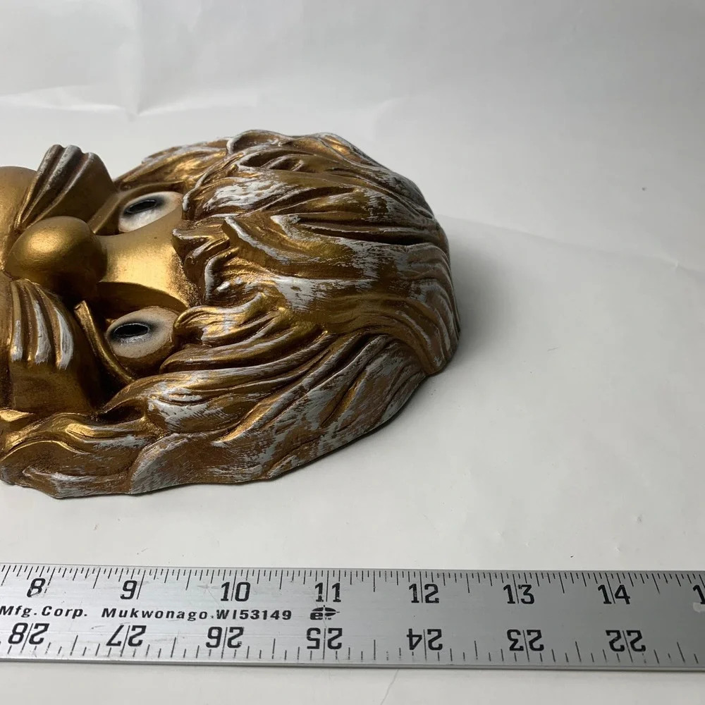 Vintage 1975 Homco Lion Wall Plaques Gold Pair Universal Statuary Corp 7375 7376